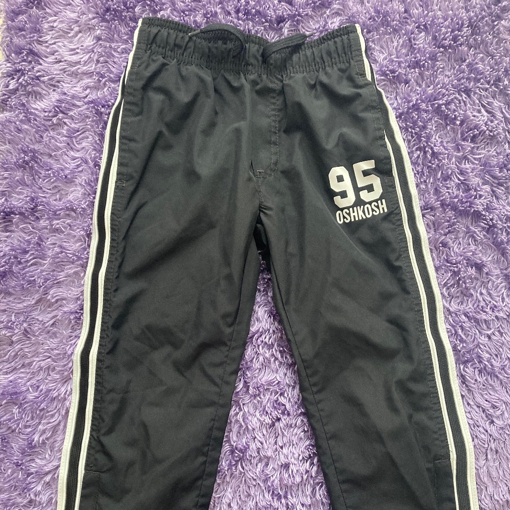 Boys OshKosh pants size 4